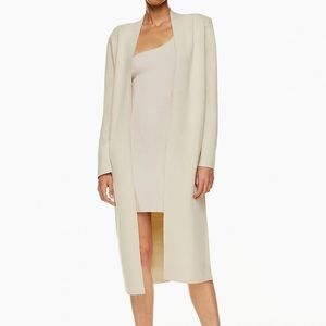 NWOT Aritzia Babaton Orpheum Robe, Matte Pearl, size M